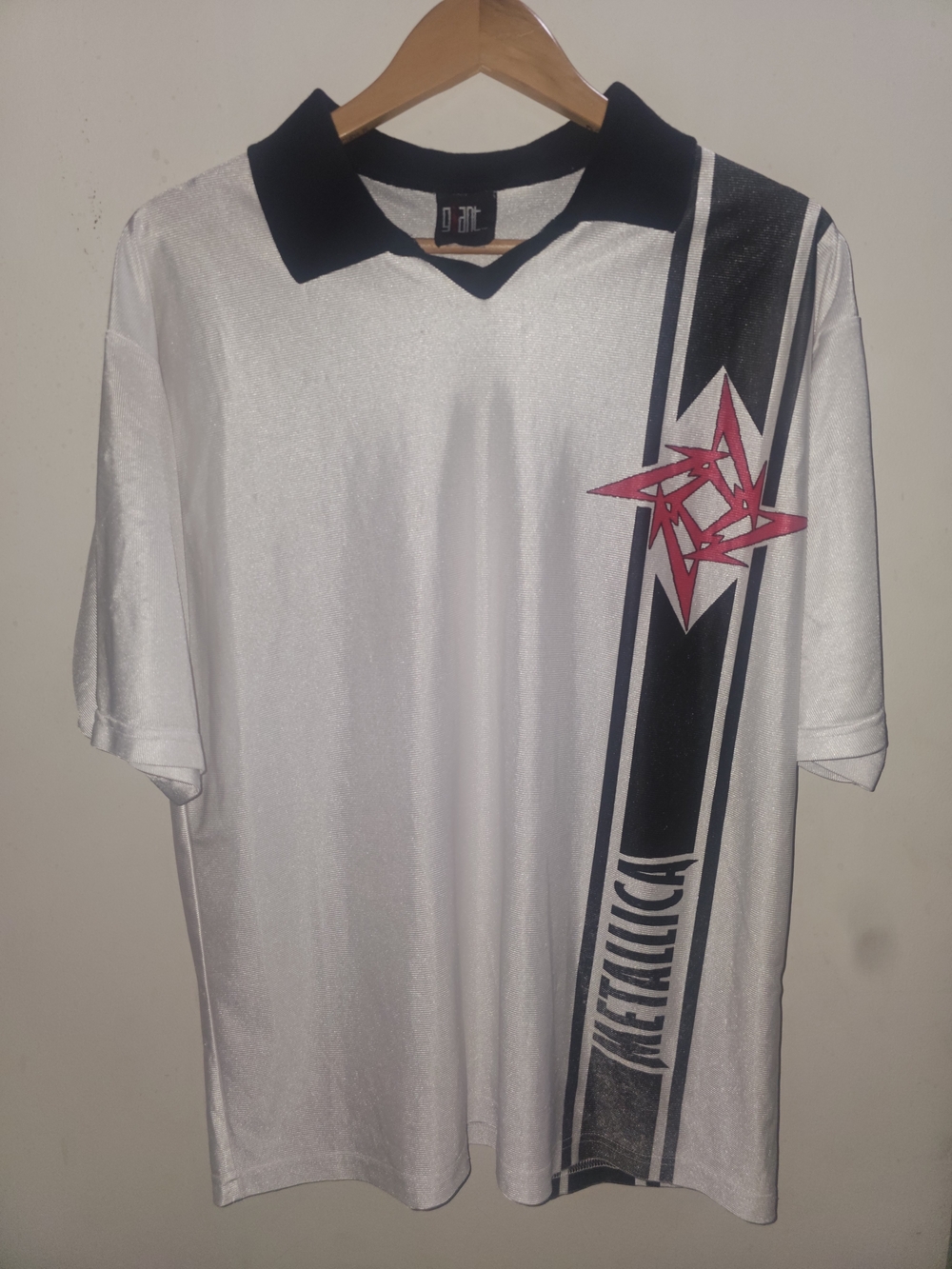 White Short-Sleeve Jersey Metallica 90s XL